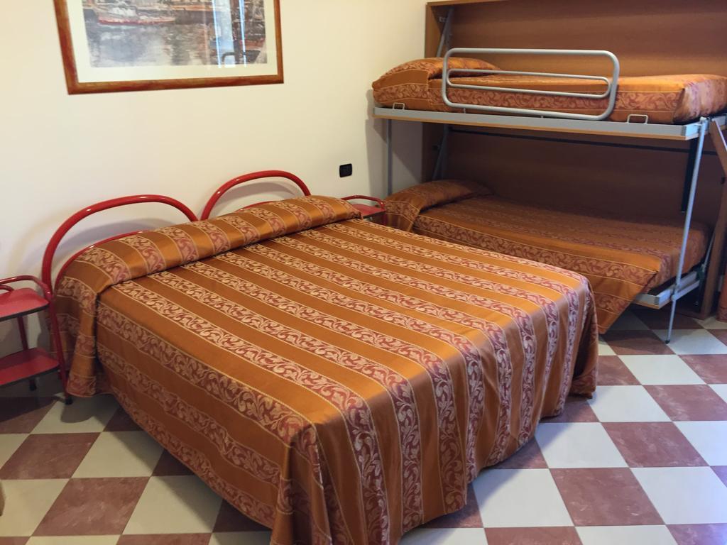 Hotel Fiorella Senigallia Kamer foto