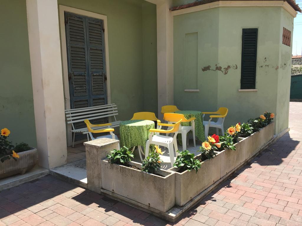 Hotel Fiorella Senigallia Buitenkant foto