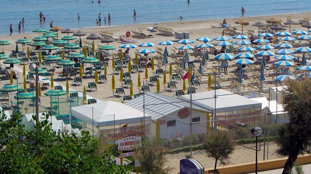Hotel Fiorella Senigallia Buitenkant foto