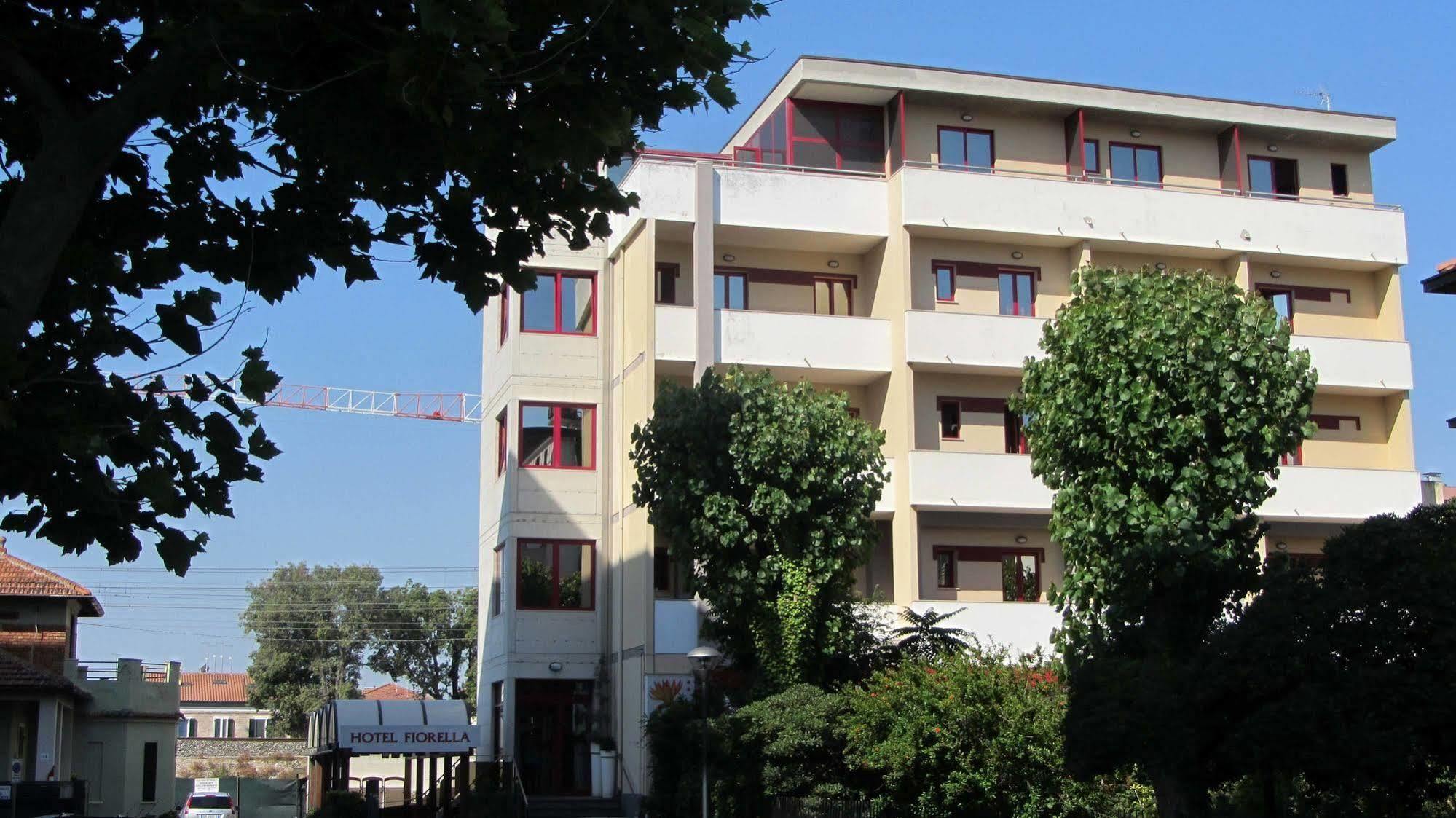 Hotel Fiorella Senigallia Buitenkant foto